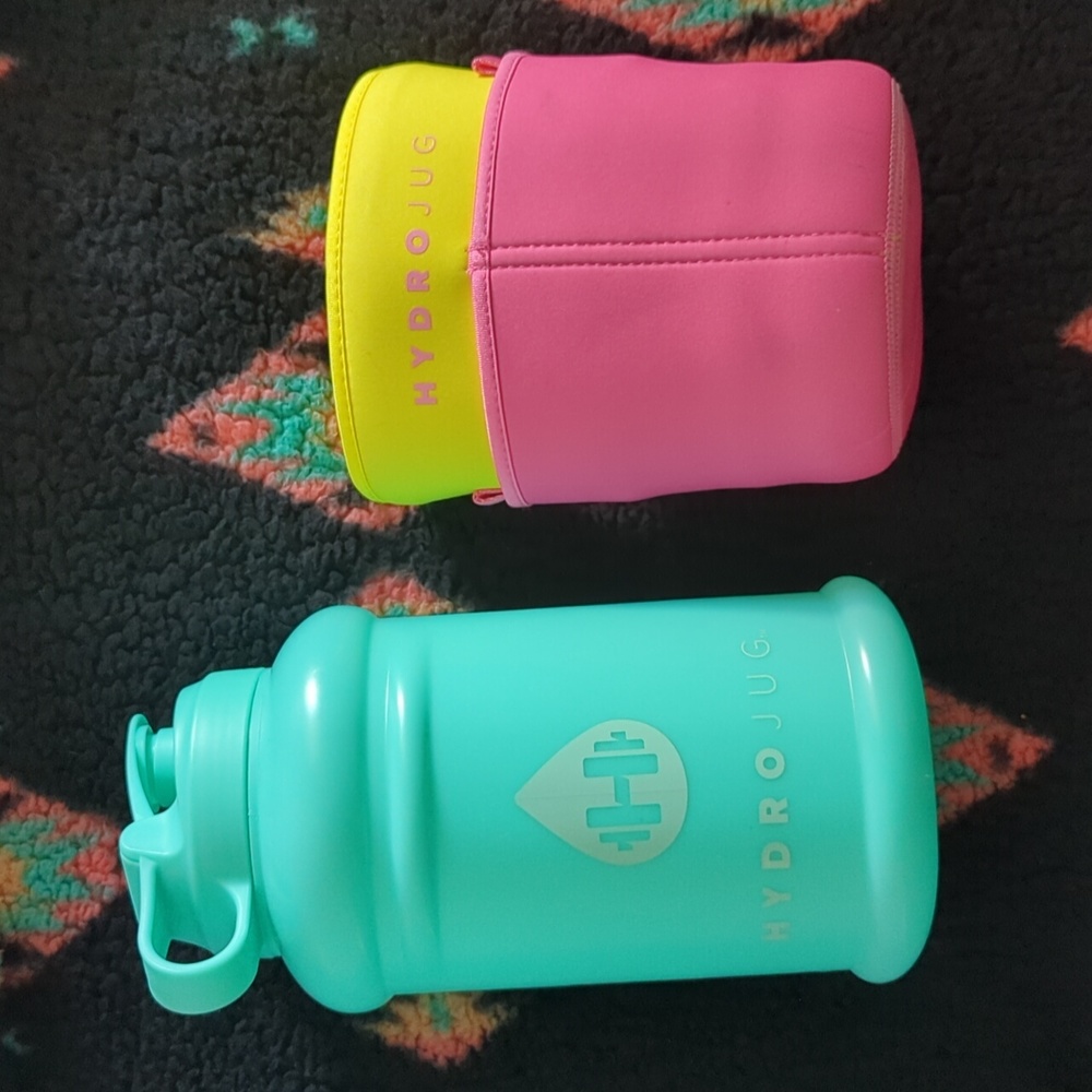 Hydrojug Turquoise with Pink/Yellow Sleeve
